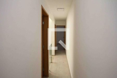 Corredor de casa à venda com 3 quartos, 120m² em Jardim Iva, São Paulo