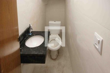 Lavabo de casa à venda com 3 quartos, 120m² em Jardim Iva, São Paulo
