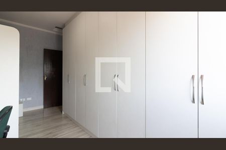 Quarto 1 de casa para alugar com 2 quartos, 140m² em Jardim Danfer, São Paulo