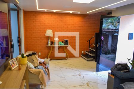 Sala de apartamento à venda com 3 quartos, 150m² em Tanque, Rio de Janeiro