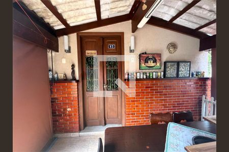 Casa à venda com 5 quartos, 400m² em Vila Santana, São Paulo