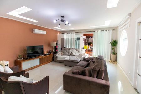 Sala de casa de condomínio à venda com 5 quartos, 400m² em Maria Paula, Niterói