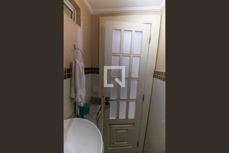 Lavabo de casa de condomínio à venda com 5 quartos, 400m² em Maria Paula, Niterói