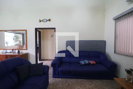 Sala de casa para alugar com 4 quartos, 840m² em Vila Julia, Guarujá