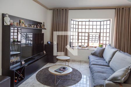 Sala de casa à venda com 4 quartos, 175m² em Parque Renato Maia, Guarulhos