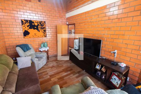 Sala de casa de condomínio para alugar com 3 quartos, 283m² em Chácara São Rafael, Campinas