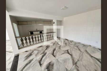 Casa à venda com 3 quartos, 120m² em Colonial, Contagem