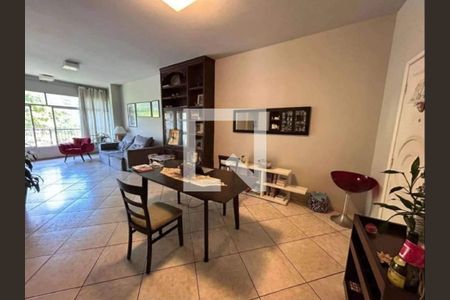 Apartamento à venda com 3 quartos, 152m² em Copacabana, Rio de Janeiro