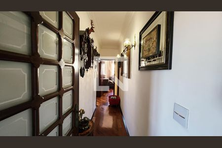 Corredor de apartamento à venda com 3 quartos, 93m² em Vila Centro, Jundiaí