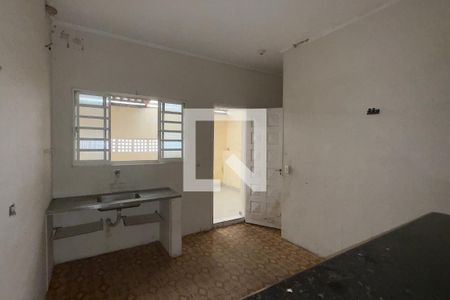 Cozinha de apartamento para alugar com 1 quarto, 40m² em Cidade Ocian, Praia Grande
