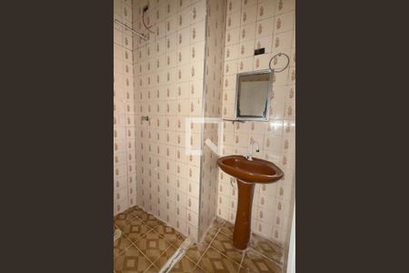 Banheiro de apartamento para alugar com 1 quarto, 40m² em Cidade Ocian, Praia Grande