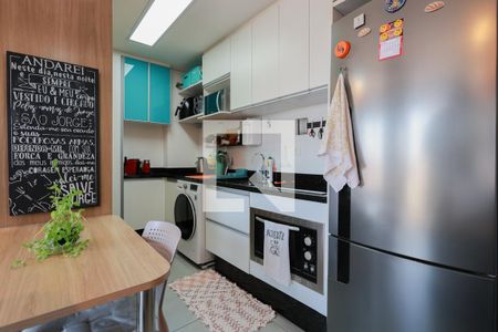 Cozinha e área de serviço de kitnet/studio à venda com 1 quarto, 30m² em Santana, São Paulo