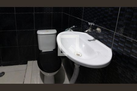 Banheiro de casa para alugar com 1 quarto, 30m² em Jardim Belem, São Paulo