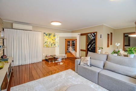 Sala de casa à venda com 3 quartos, 340m² em São João, Porto Alegre