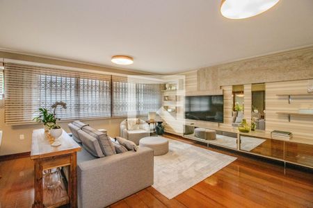 Sala de casa à venda com 3 quartos, 340m² em São João, Porto Alegre