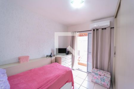 Quarto 1 de casa à venda com 2 quartos, 75m² em Cidade Patriarca, São Paulo