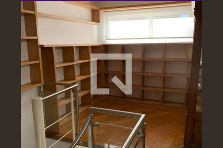 Casa à venda com 3 quartos, 300m² em Jardim Paulistano, São Paulo