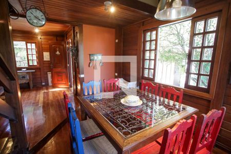 Sala de casa de condomínio para alugar com 3 quartos, 360m² em Jacarepaguá, Rio de Janeiro