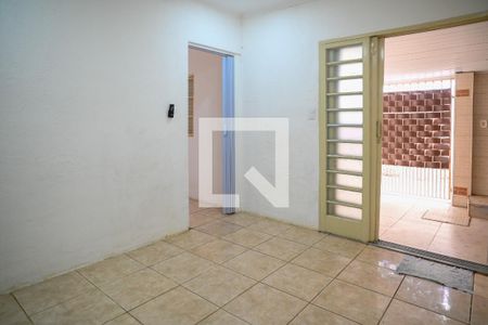 Sala de casa à venda com 2 quartos, 70m² em Vila Moinho Velho, São Paulo