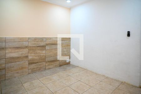 Sala de casa à venda com 2 quartos, 70m² em Vila Moinho Velho, São Paulo