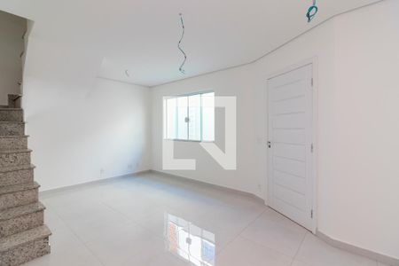 Sala de casa de condomínio à venda com 3 quartos, 124m² em Jardim Santa Ines, São Paulo