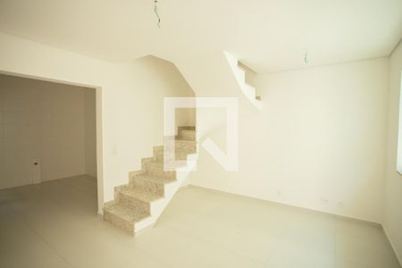 Sala de casa à venda com 3 quartos, 124m² em Jardim Santa Ines, São Paulo