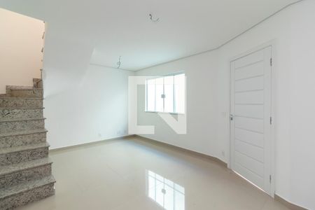 Sala de casa de condomínio à venda com 3 quartos, 124m² em Jardim Santa Ines, São Paulo