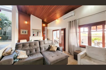 Sala de Estar de casa de condomínio à venda com 4 quartos, 276m² em Parque da Hipica, Campinas