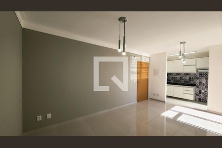 Sala de apartamento à venda com 2 quartos, 62m² em CECAP, Jundiaí