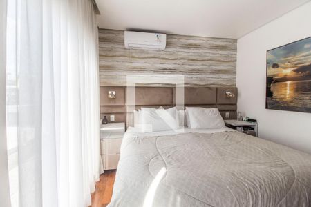 Suíte master de apartamento à venda com 4 quartos, 450m² em Alphaville, Santana de Parnaíba