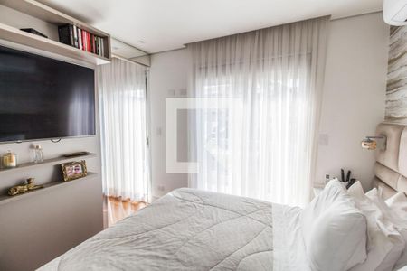 Suíte master de apartamento à venda com 4 quartos, 450m² em Alphaville, Santana de Parnaíba