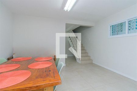 Casa à venda com 2 quartos, 102m² em Vila Campo Grande, São Paulo