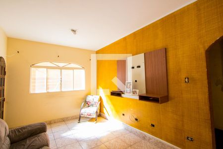 Sala de casa à venda com 3 quartos, 209m² em Vila Mazzei, Santo André