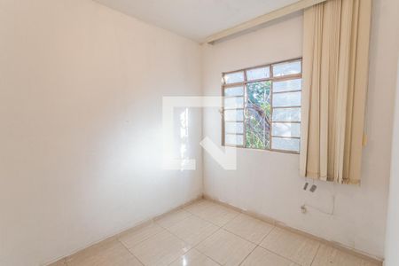 Quarto 1 de casa para alugar com 2 quartos, 351m² em Santa Efigênia, Belo Horizonte