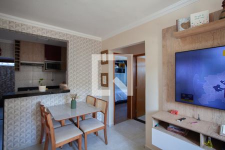 Sala de apartamento à venda com 2 quartos, 62m² em Jaqueline, Belo Horizonte