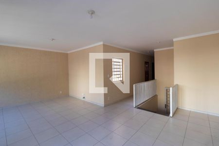 Sala 02 de casa para alugar com 6 quartos, 311m² em Jardim Miranda, Campinas