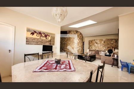 Sala de casa para alugar com 4 quartos, 650m² em Chácara Primavera, Campinas