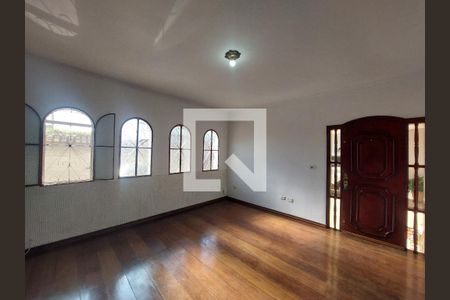 Sala de casa para alugar com 2 quartos, 70m² em Interlagos, São Paulo