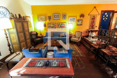 Sala 1 de casa para alugar com 6 quartos, 380m² em Cidade Jardim, São Paulo