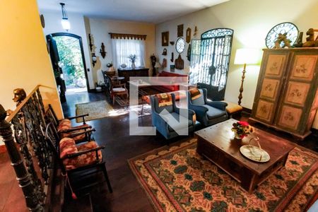 Sala 1 de casa para alugar com 6 quartos, 380m² em Cidade Jardim, São Paulo