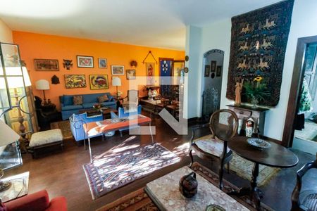 Sala 1 de casa para alugar com 6 quartos, 380m² em Cidade Jardim, São Paulo