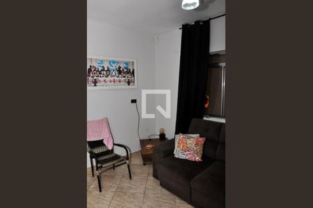 Sala de casa para alugar com 2 quartos, 250m² em Vila Cavaton, São Paulo