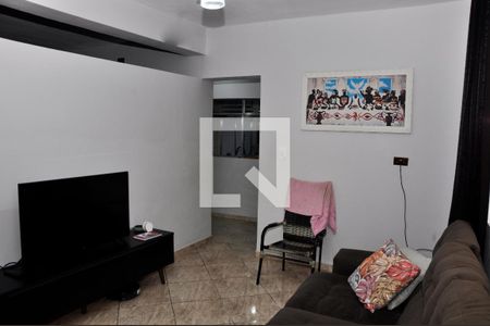 Sala de casa para alugar com 2 quartos, 250m² em Vila Cavaton, São Paulo