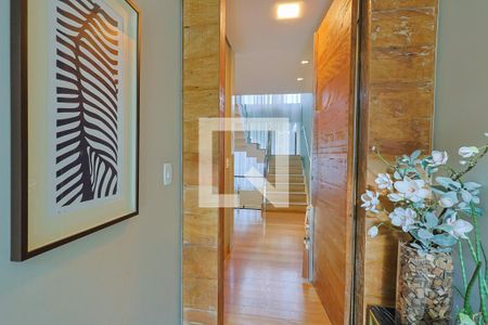 Entrada de apartamento à venda com 3 quartos, 370m² em Vale dos Cristais, Nova Lima