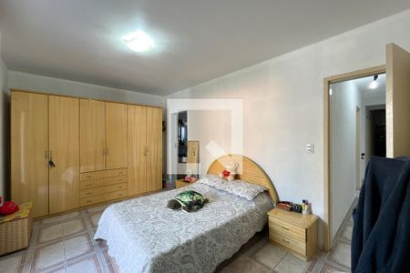 Suíte de casa à venda com 3 quartos, 100m² em Vila Marina, São Paulo