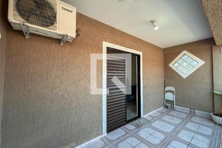 Varanda de casa à venda com 3 quartos, 100m² em Vila Marina, São Paulo