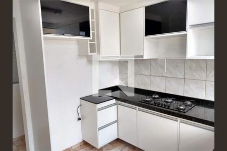 Casa à venda com 3 quartos, 90m² em Socorro, São Paulo