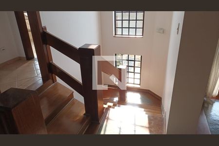 Acesso de casa de condomínio para alugar com 4 quartos, 336m² em Condomínio Estância Marambaia, Vinhedo