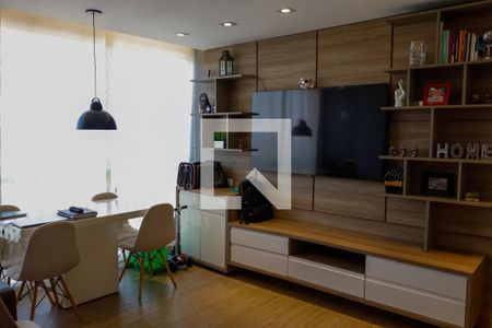 Sala de apartamento à venda com 2 quartos, 58m² em Quitaúna, Osasco
