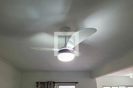 Sala de apartamento para alugar com 4 quartos, 160m² em Vila Tupi, Praia Grande